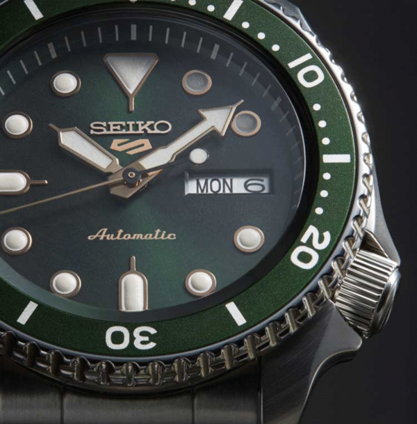 SRPD63K1-004-Media-cadarso1200Wx1200H Relógio Seiko 5Sports