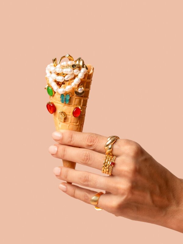 1748365435_fb0041bb4221b03acf2c2b2812b29360 Charme One Energy Treasure