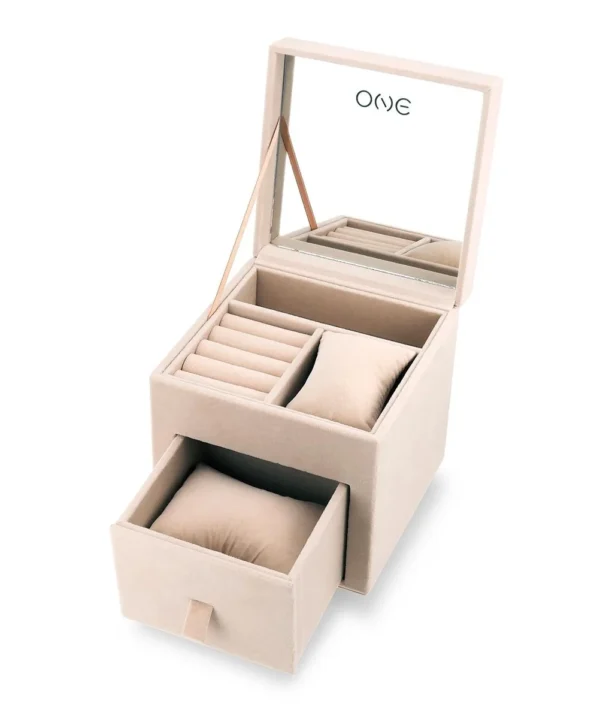 one-calendario-do-advento-ojsetgj01b-beige-box-relogio-7-acessorios-conjunto-8-em-1-guarda-joias-pulseiras-colares-e-brincos-5 Calendário do Advento One